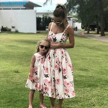 Load image into Gallery viewer, Family Look Mom And Daughter Sleeveless Dress Family Matching Clothes Floral Mommy And Me Party Dresses Mother Baby Girls Outfit
